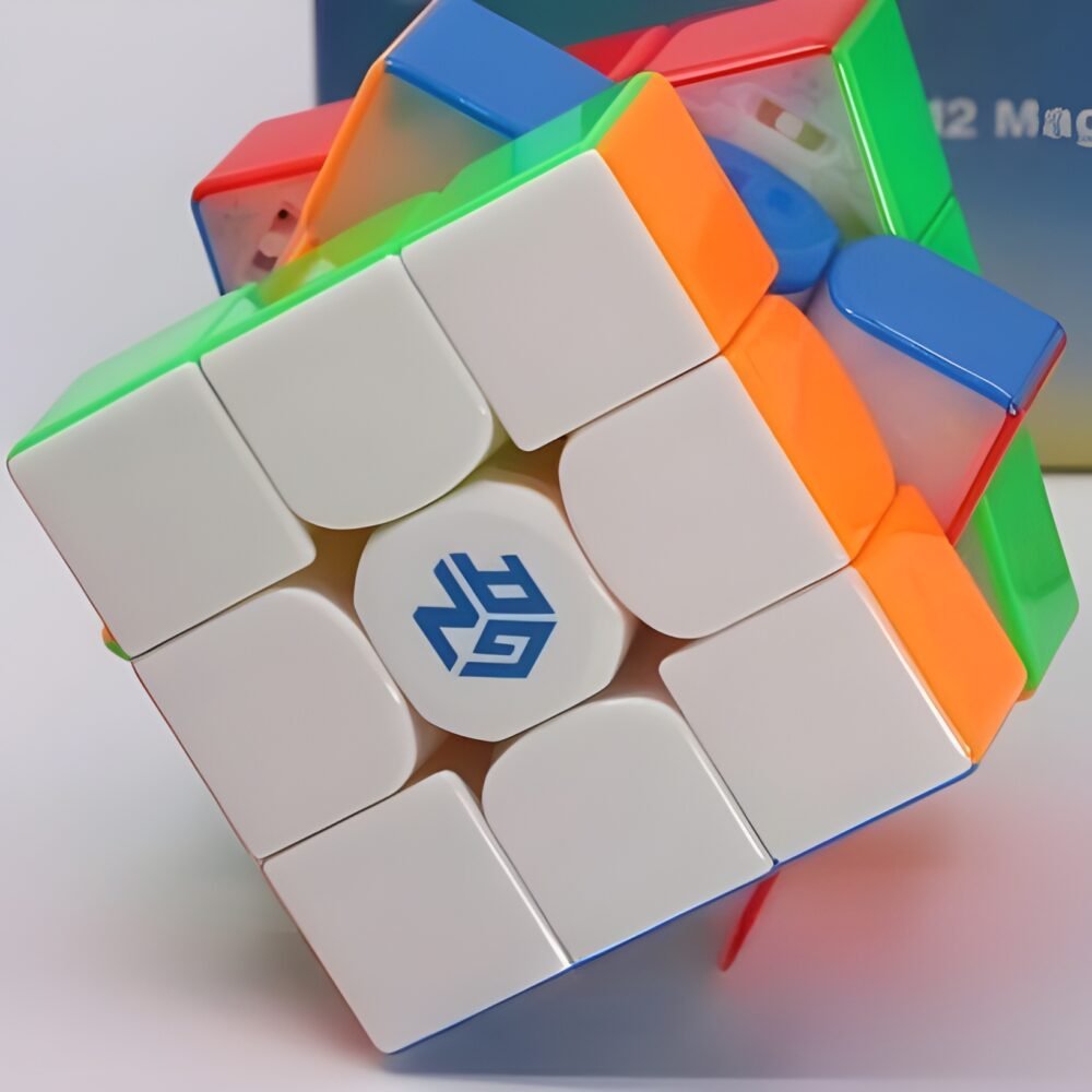 mcubes-gan-12-m-maglev-uv-3x3-cube-img-1