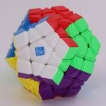 mcubes-mofang-jiaoshi-meilong-v2-m-megaminx-speed-cube-img-1